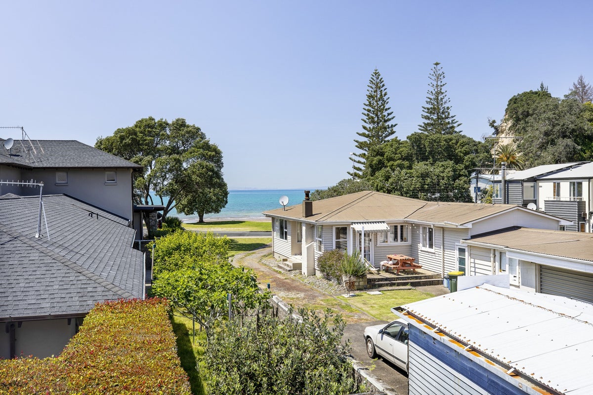 48 Mckenzie Avenue, Arkles Bay, Whangaparaoa - Carousel 2