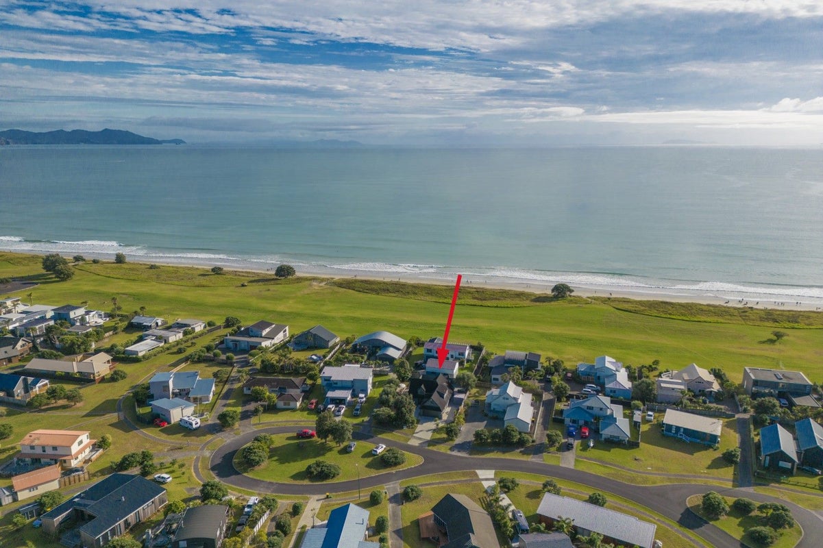 134 Puka Crescent, Matarangi, Whitianga - Carousel 1