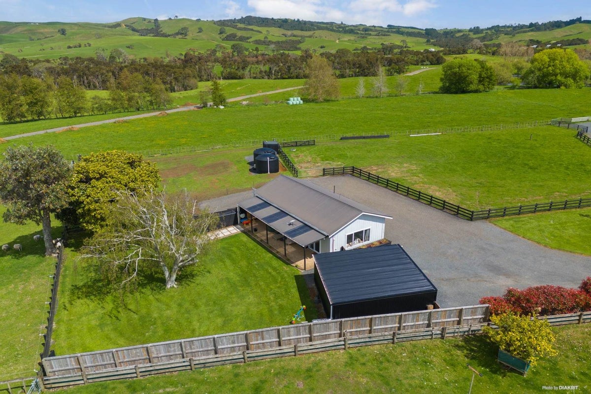 213 Kaiaua Road, Pokeno - Carousel 1