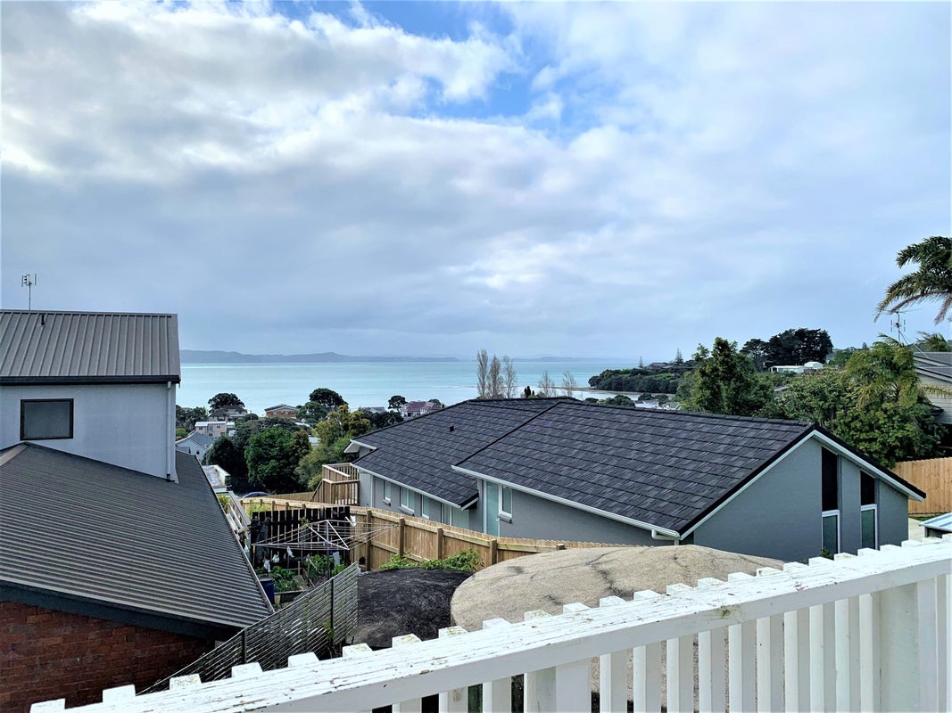 952A Whangaparaoa Road, Manly, Whangaparaoa - Carousel 1