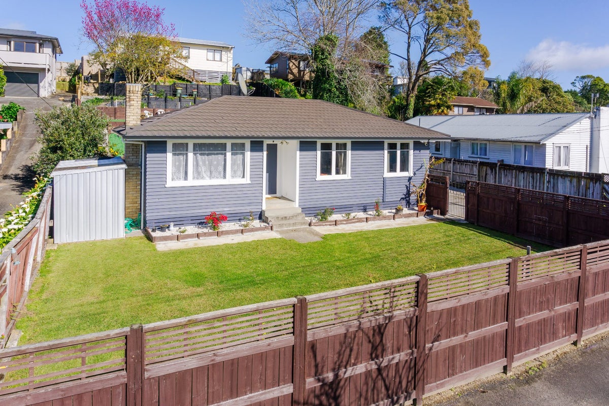 20 Glenview Terrace, Glenview, Hamilton - Carousel 2