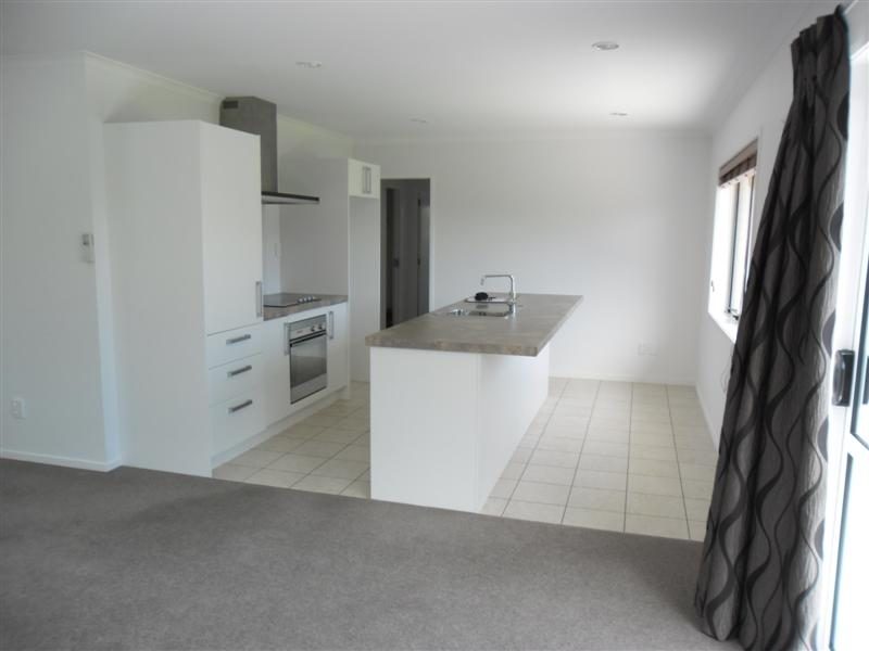 5 Frederick Street, Avalon, Lower Hutt - Carousel 2