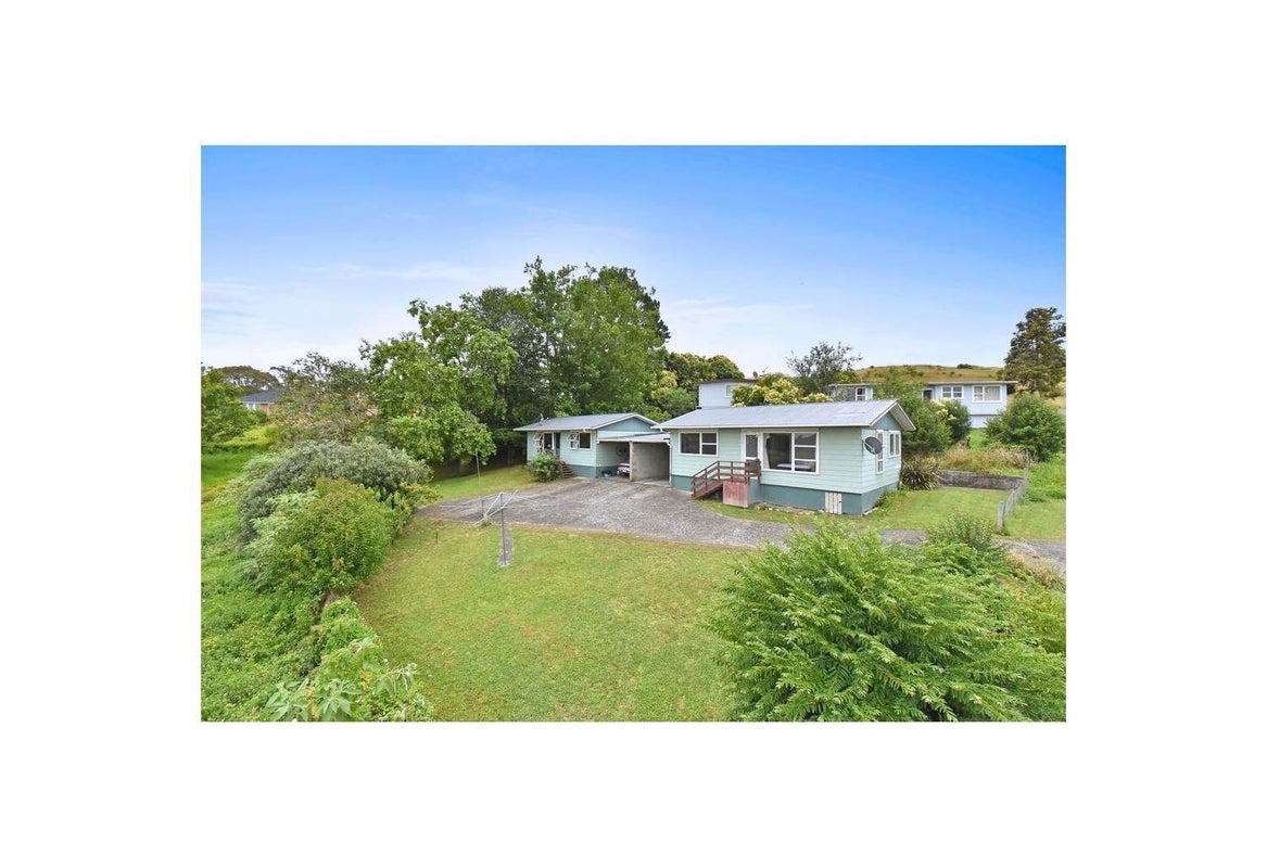 39A Heather Green Avenue, Meremere, Mercer - Carousel 2