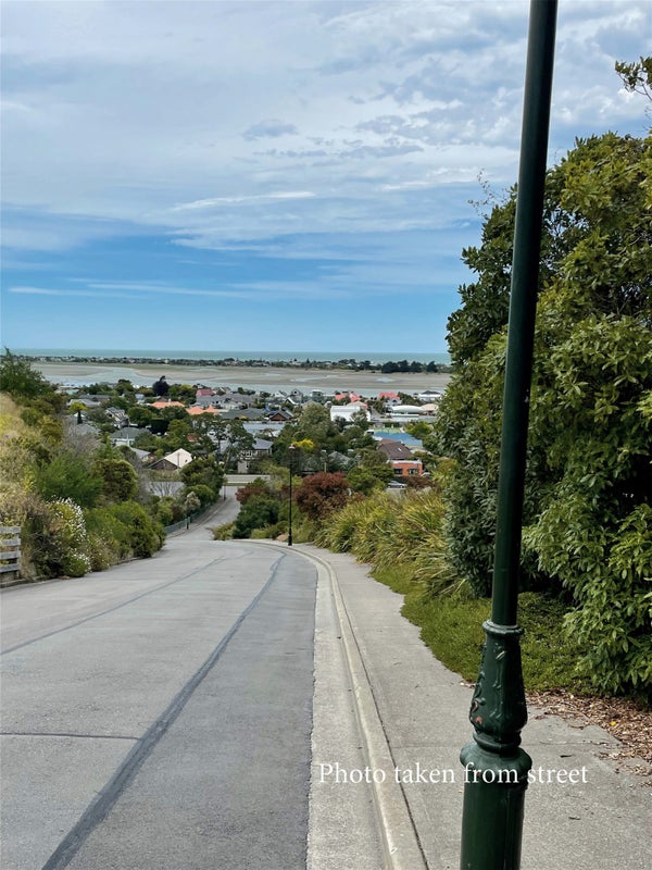 13 Egnot Heights, Redcliffs, Christchurch - Carousel 7