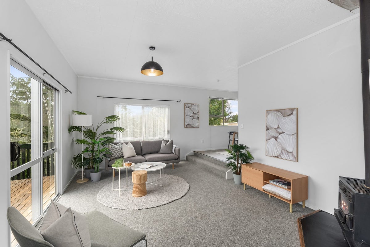 17 Raumanga Heights Drive, Raumanga, Whangarei - Carousel 1