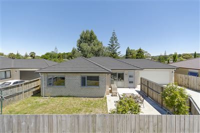 67B Sabulite Road, Kelston, Auckland - Carousel 1