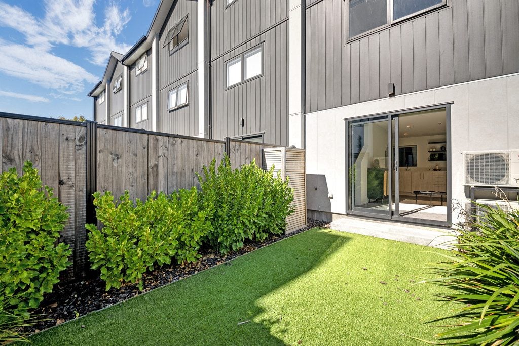 6/485 Selwyn Street, Christchurch Central, Christchurch - Carousel 11