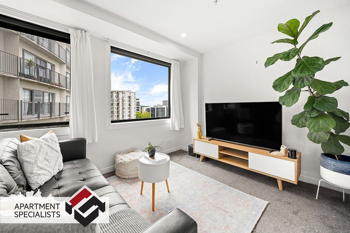 301/7 Scotia Place, Auckland Central, Auckland - Carousel 2