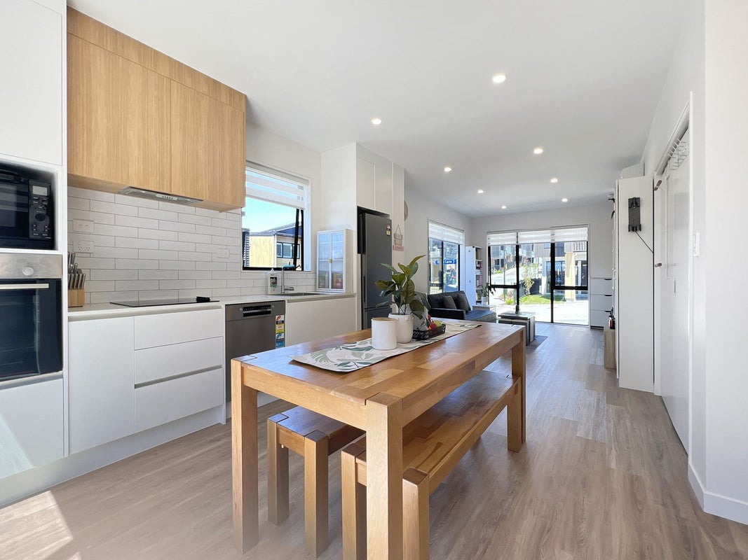 1 Irwin Lane, Windsor Park, North Shore City, Auckland - Carousel 2