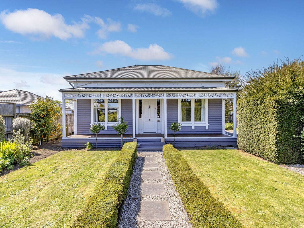8 Collins Street, Addington, Christchurch - Carousel 1