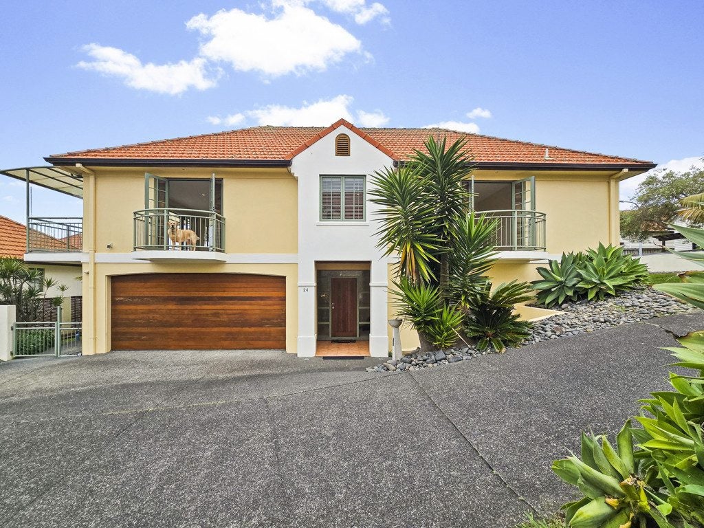 24 Parkwood Crescent, Gulf Harbour, Whangaparaoa - Carousel 1