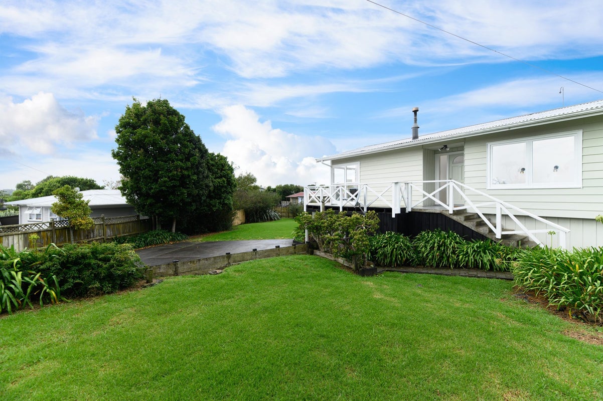 263 Rangatira Road, Beach Haven, Auckland - Carousel 2