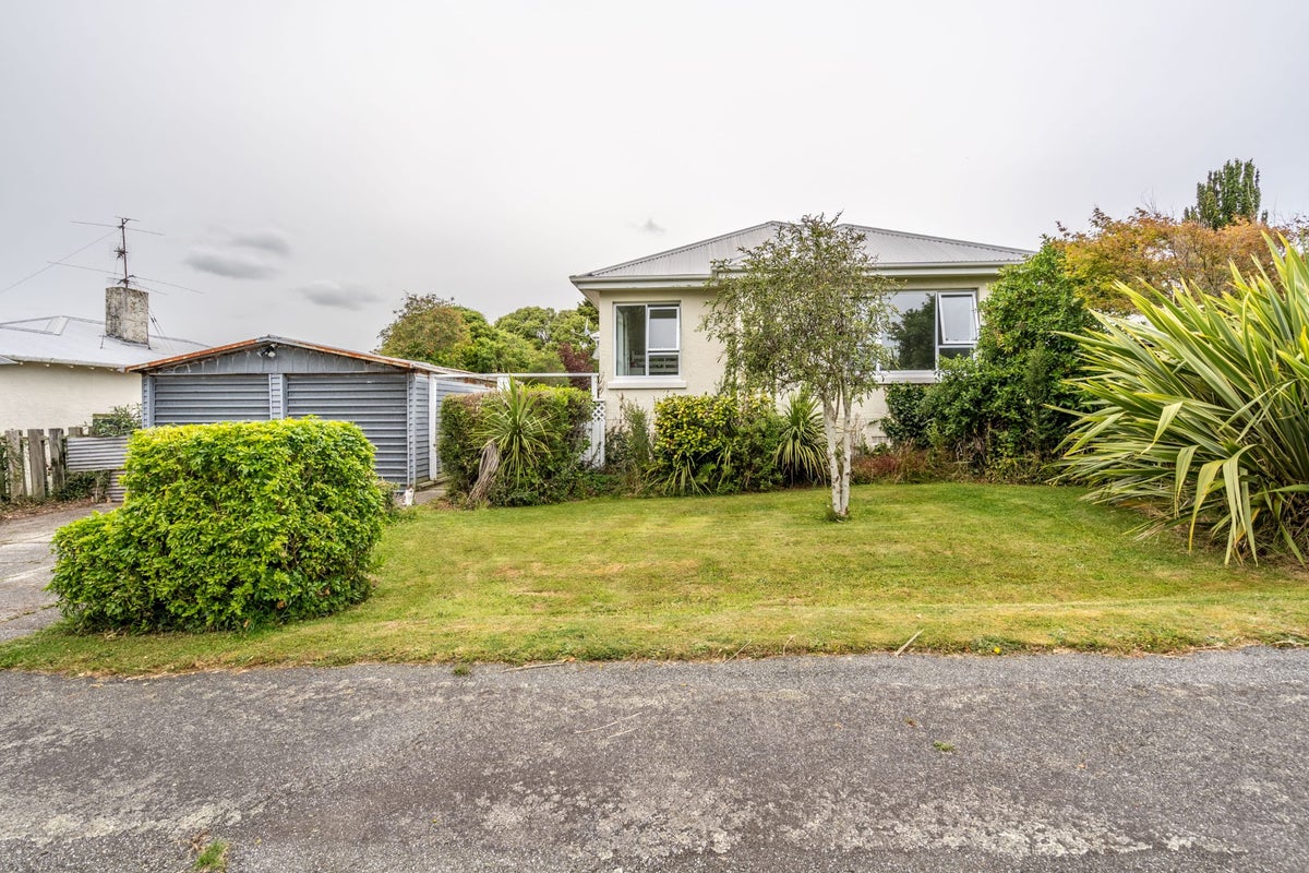 18 View Street, Heidelberg, Invercargill - Carousel 21