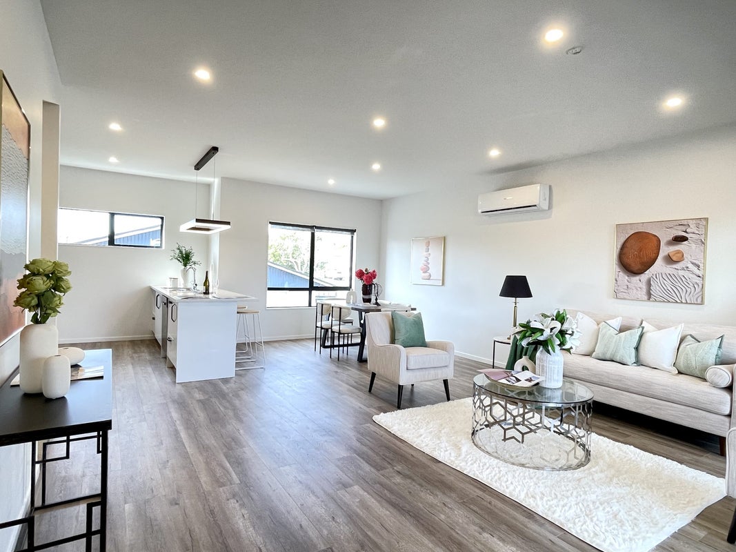 3B Hemsway Place, Sunnyhills, Auckland - Carousel 1