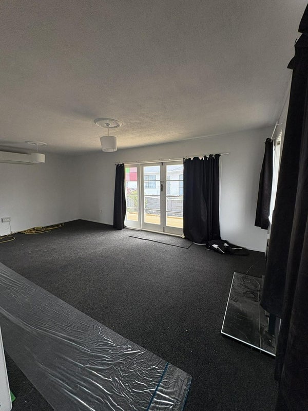 71 Te Ara o Papatahi, Wainuiomata, Lower Hutt - Carousel 2