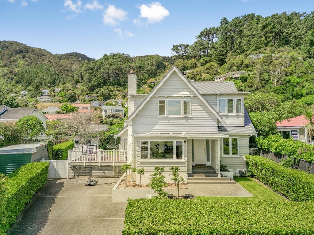 97 Muritai Road, Eastbourne, Lower Hutt - Carousel 2