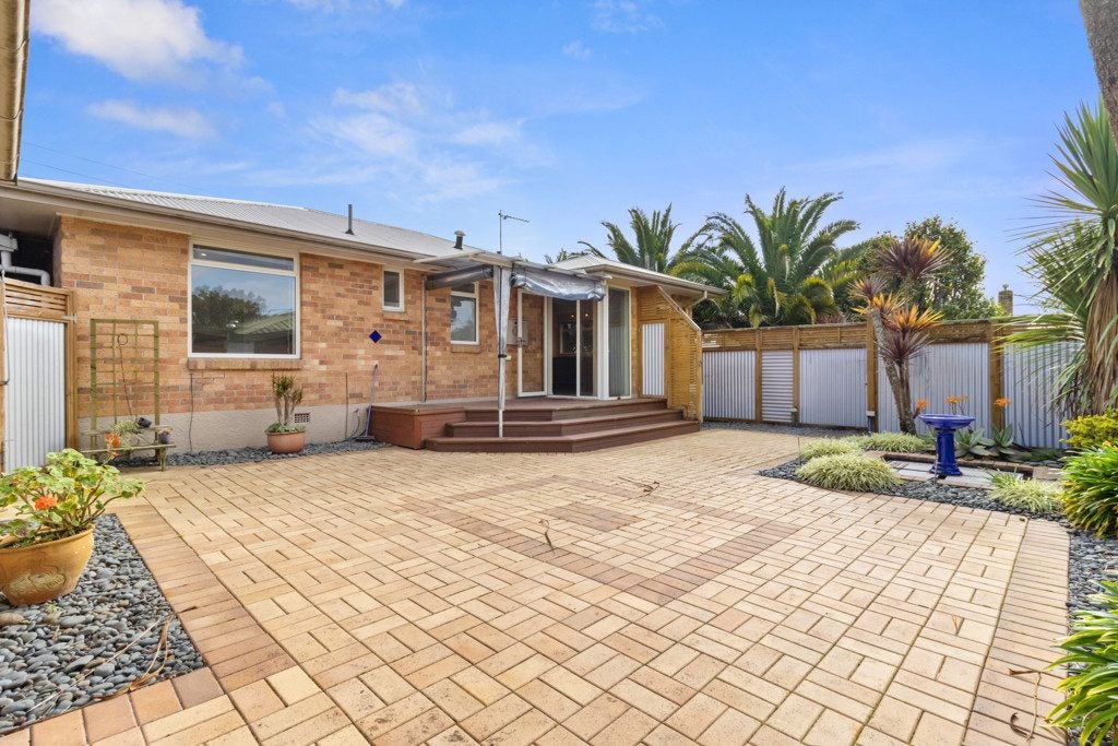 2 Braid Road, St Andrews, Hamilton - Carousel 2