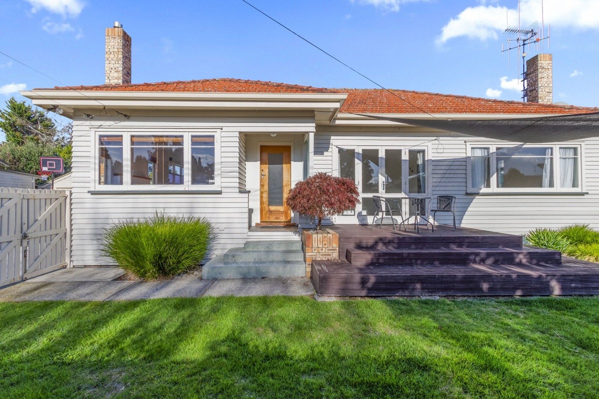 73 Maeroa Road, Maeroa, Hamilton - Carousel 2