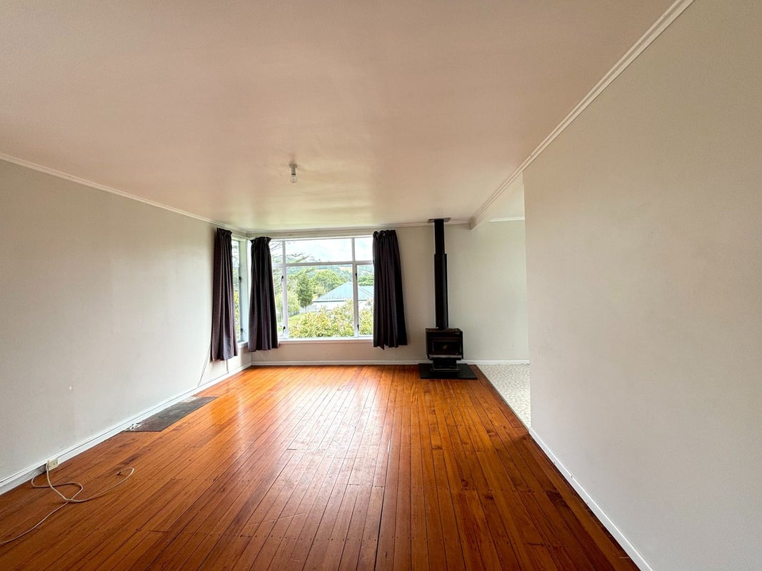 41 School Road, Waipiata, Ranfurly - Carousel 2
