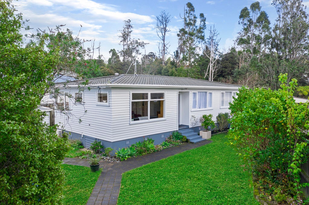 119 Atkinson Road, Titirangi, Auckland - Carousel 2