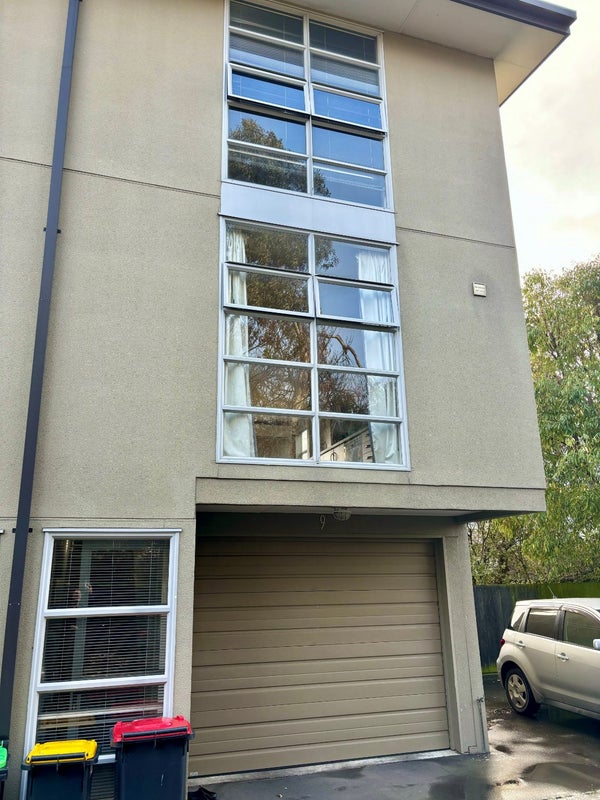 9/440 Barbadoes Street, Edgeware, Christchurch - Carousel 1