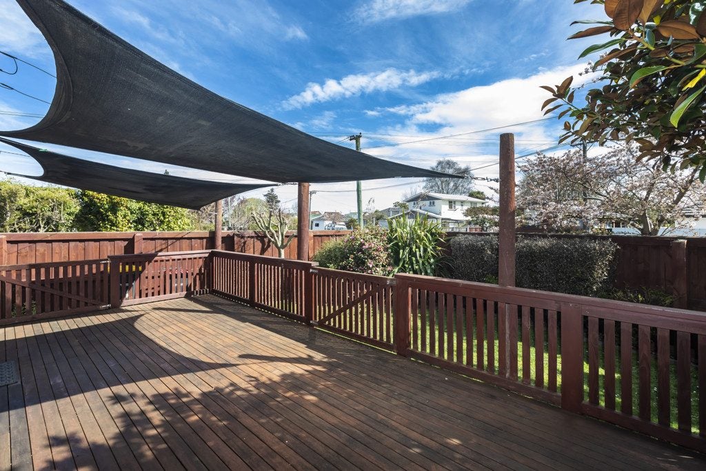 30 Aintree Street, Bishopdale, Christchurch - Carousel 2