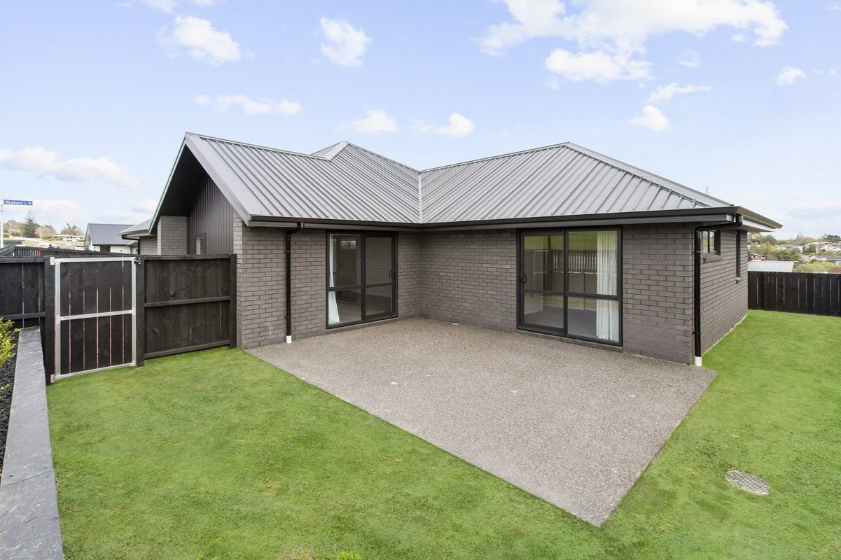 8 Akakura Terrace, Peacocke, Hamilton - Carousel 20