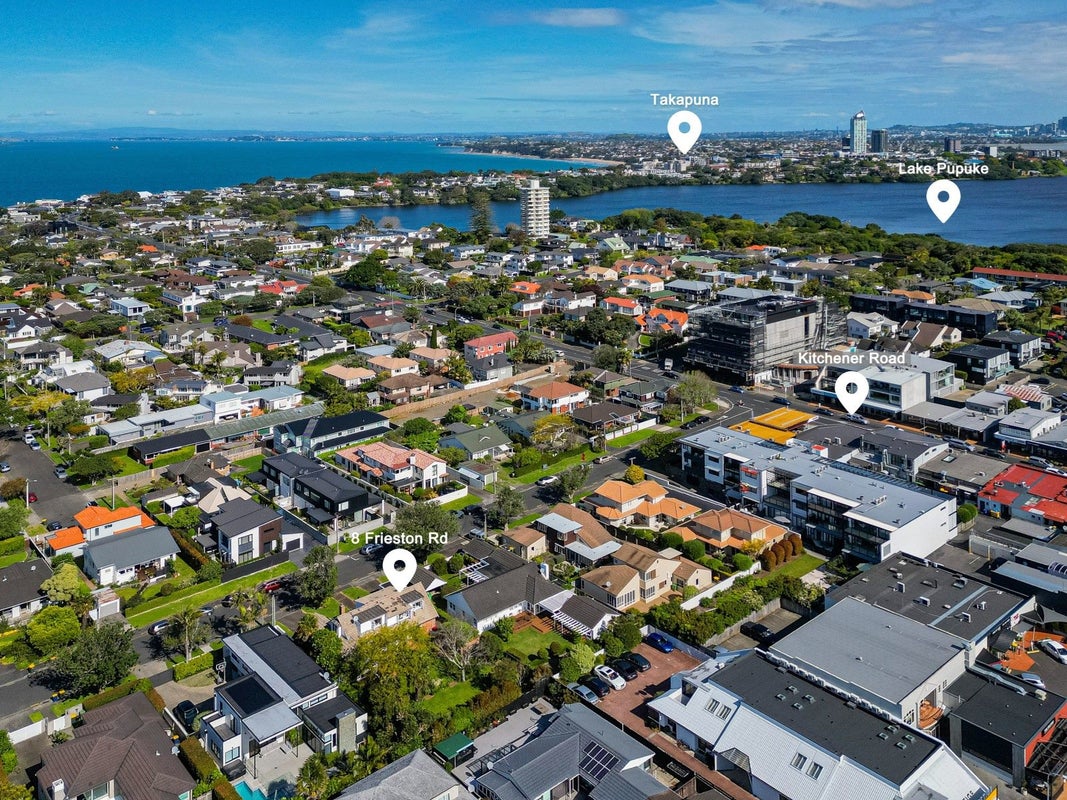 8 Frieston Road, Milford, Auckland - Carousel 23