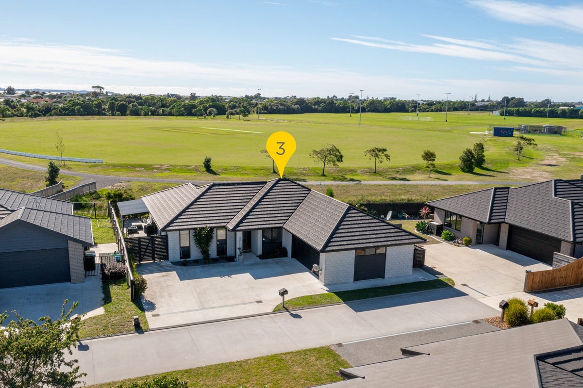 3 Muriel Way, Papamoa Beach, Papamoa - Carousel 2