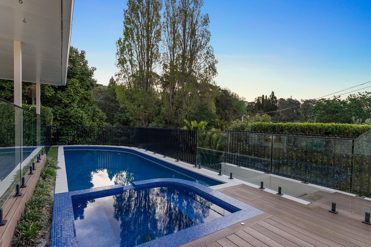 34 Dingle Road, St Heliers, Auckland - Carousel 2
