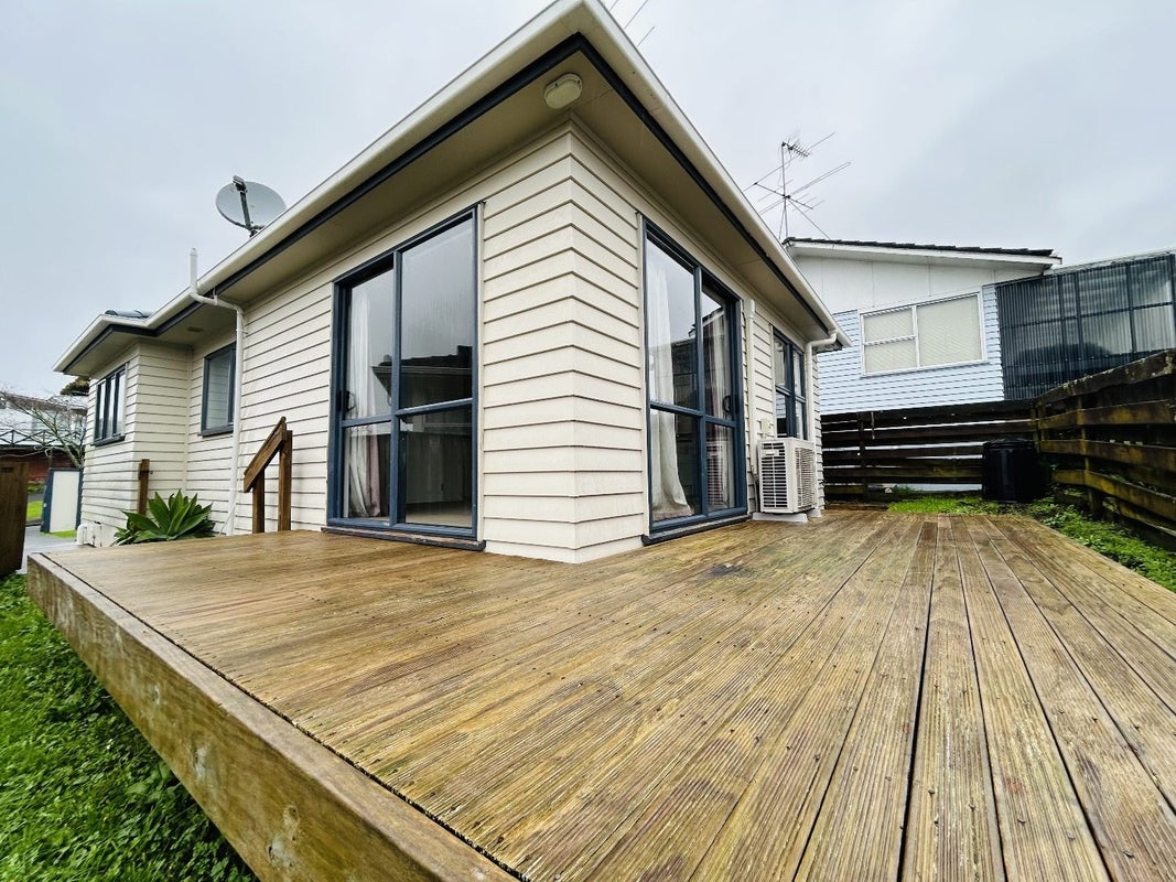 111 Farquhar Road, Glendene, Auckland - Carousel 2
