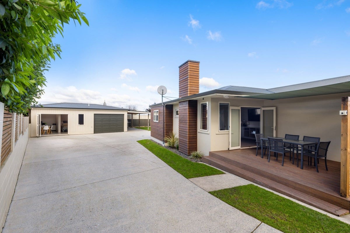 12 Sinclair Street, Greerton, Tauranga - Carousel 2