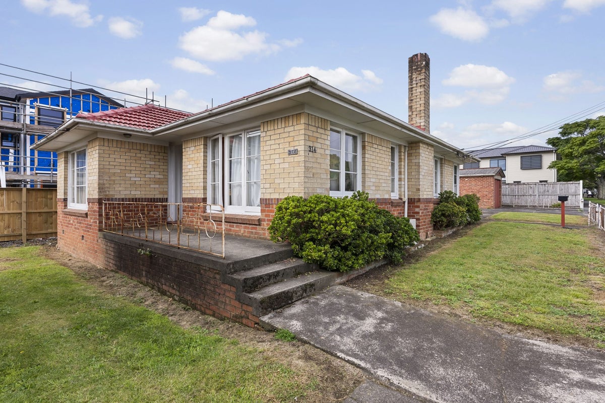 314 Sandringham Road, Sandringham, Auckland - Carousel 1