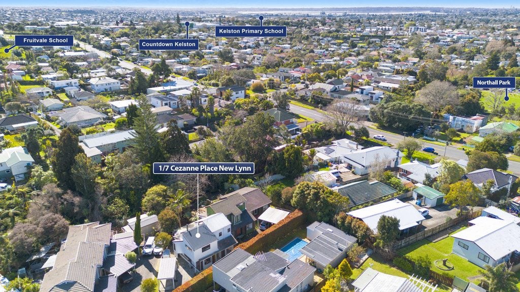 1/7 Cezanne Place, New Lynn, Auckland - Carousel 16
