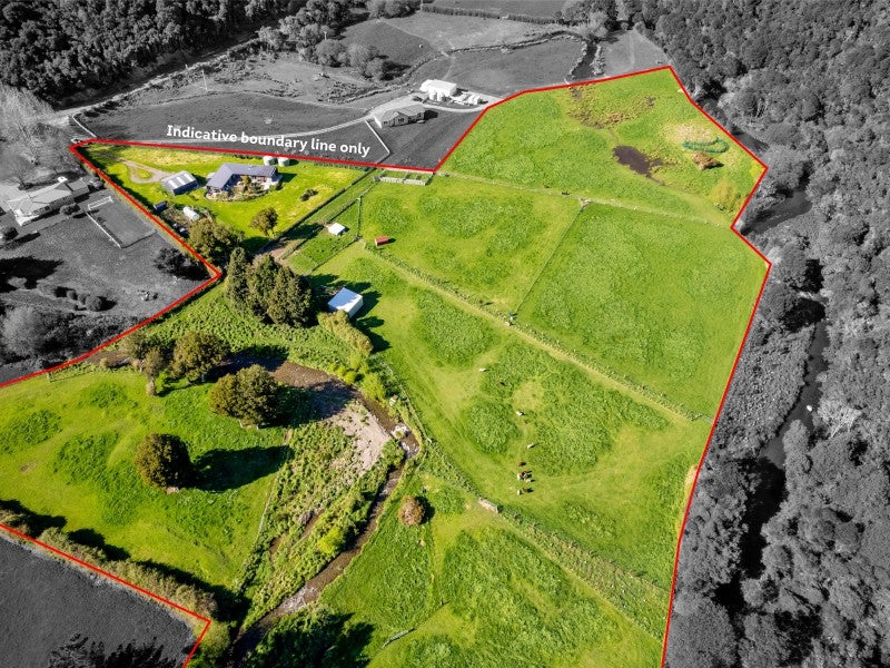 438 Whitemans Valley Road, Whitemans Valley, Upper Hutt - Carousel 1
