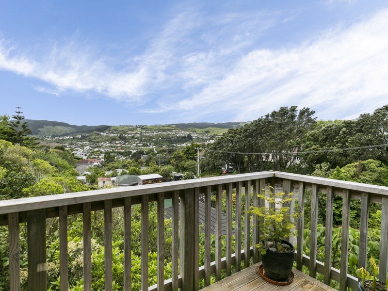 3B Chester Road, Tawa, Wellington - Carousel 2
