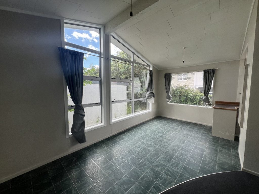 11A Frank Street, Koutu, Rotorua - Carousel 2
