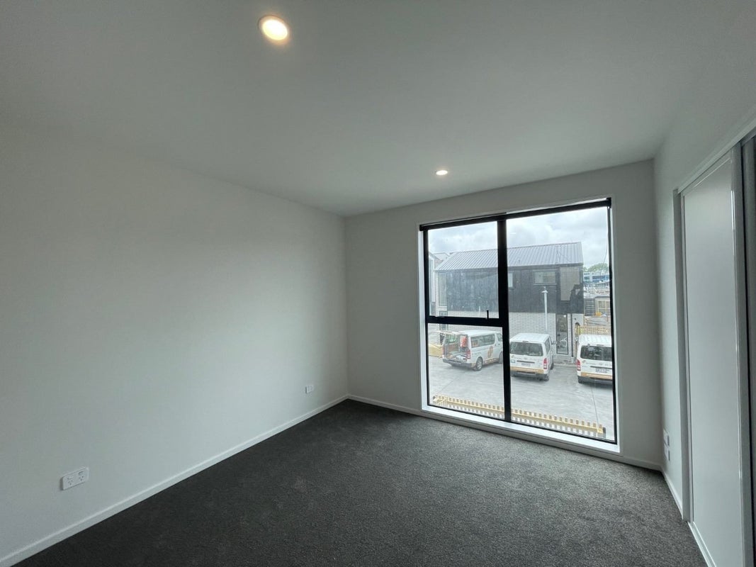 4/331 Lincoln Road, Addington, Christchurch - Carousel 10