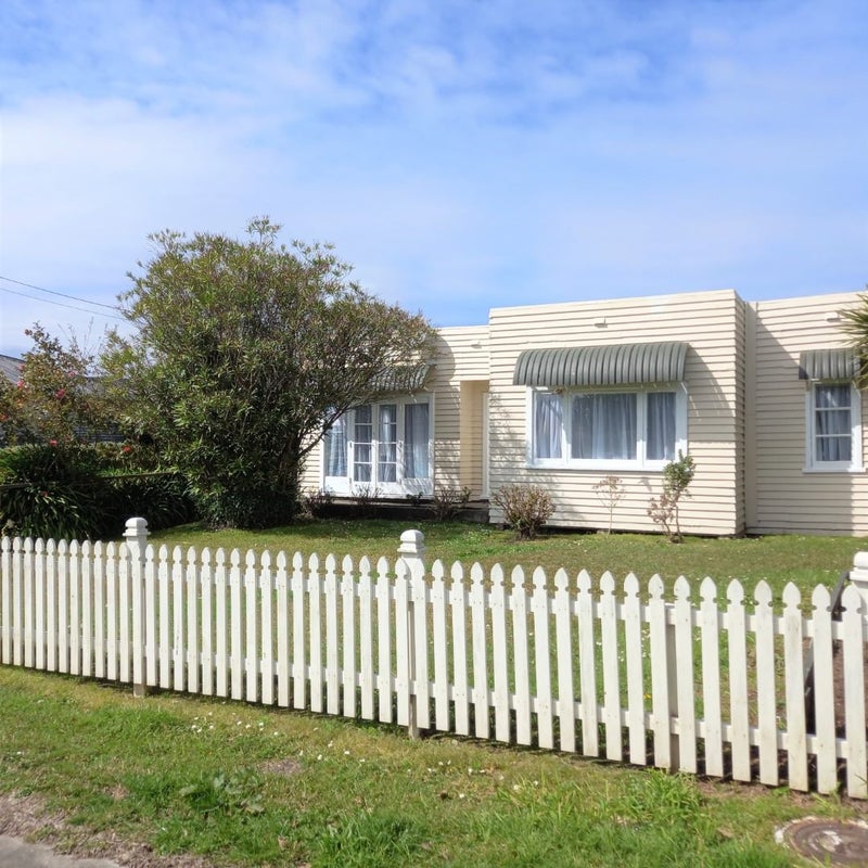 30 Charles Road, Hannahs Bay, Rotorua - Carousel 1