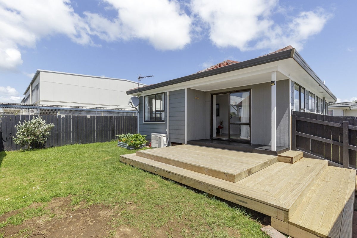 1/19 DUNSTAN Place, Otara, Auckland - Carousel 2