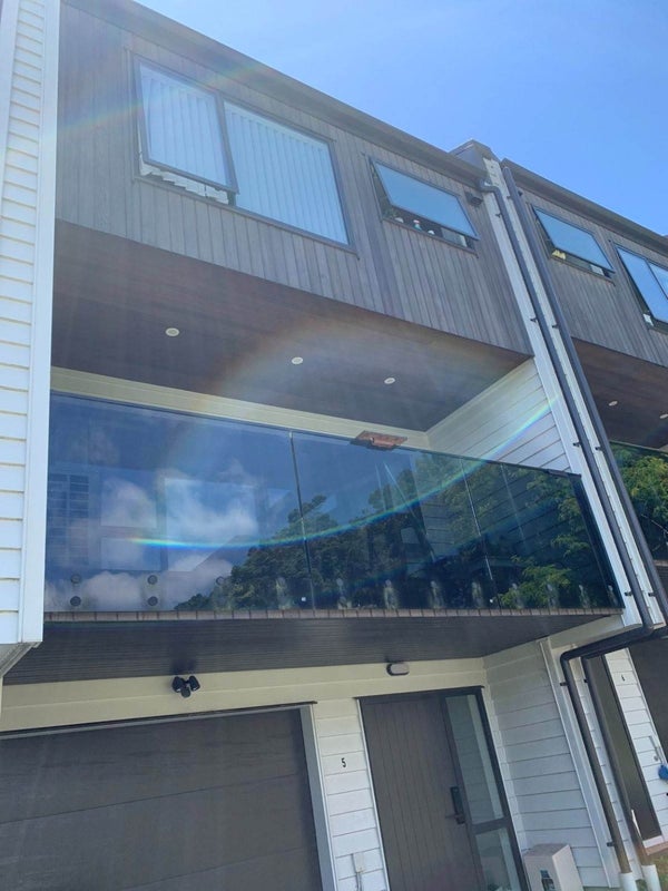 5/864 Mount Eden Road, Three Kings, Auckland - Carousel 2