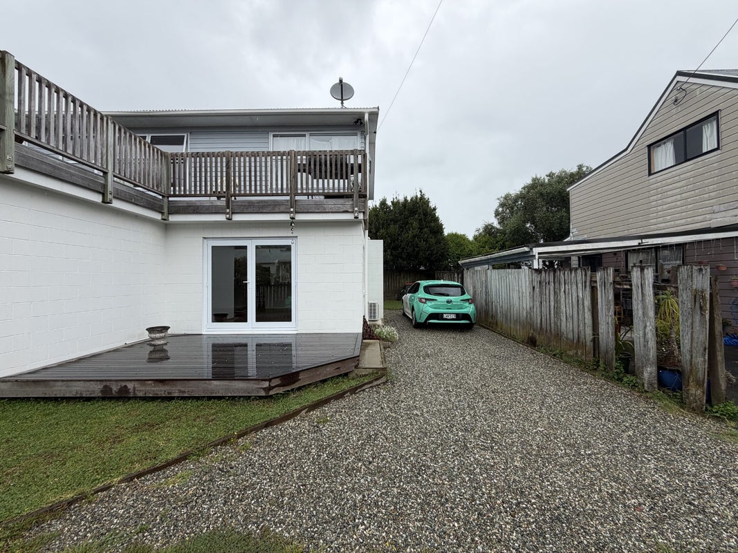 2/38 Tramway Road, Beach Haven, Auckland - Carousel 12