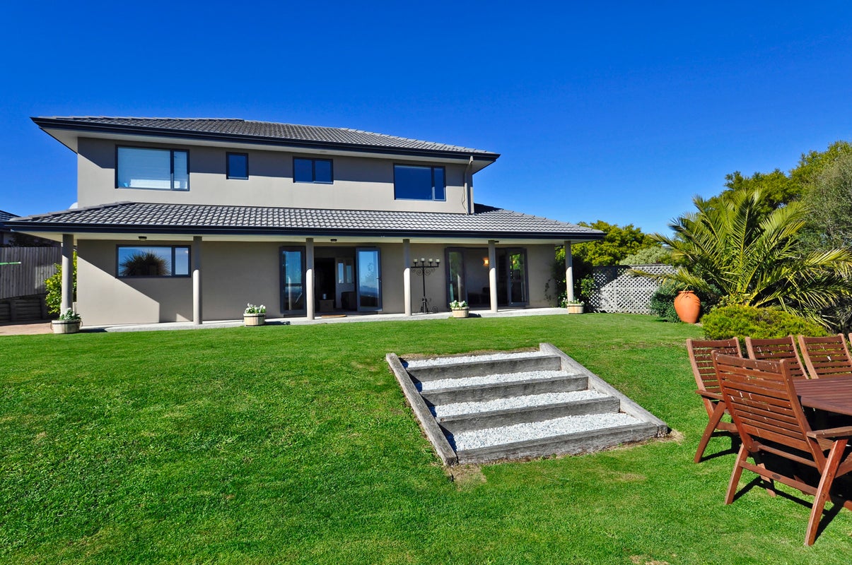 89 Penruddock Rise, Westmorland, Christchurch - Carousel 1