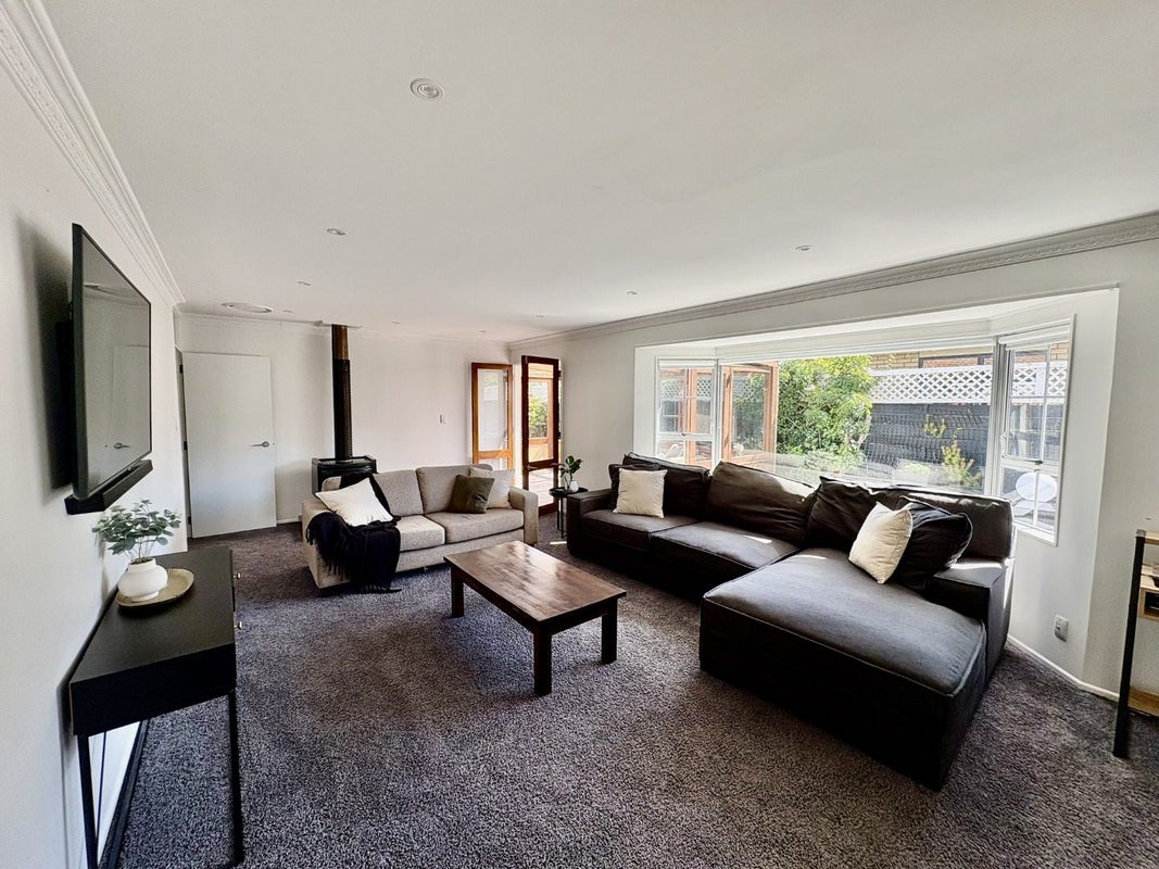 18A Rossiter Avenue, Waterloo, Lower Hutt - Carousel 2