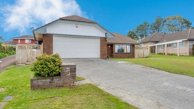 49 Golfland Drive, Golflands, Auckland - Carousel 1