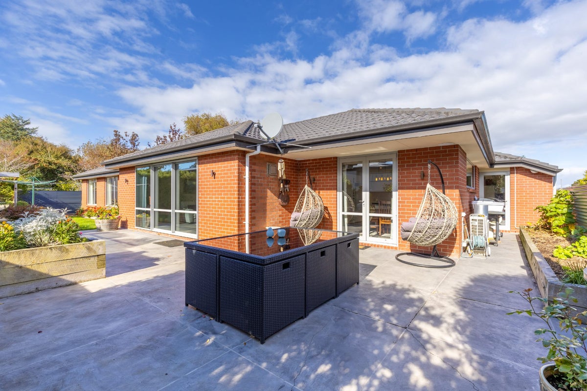 366A Herbert Street, Windsor, Invercargill - Carousel 1