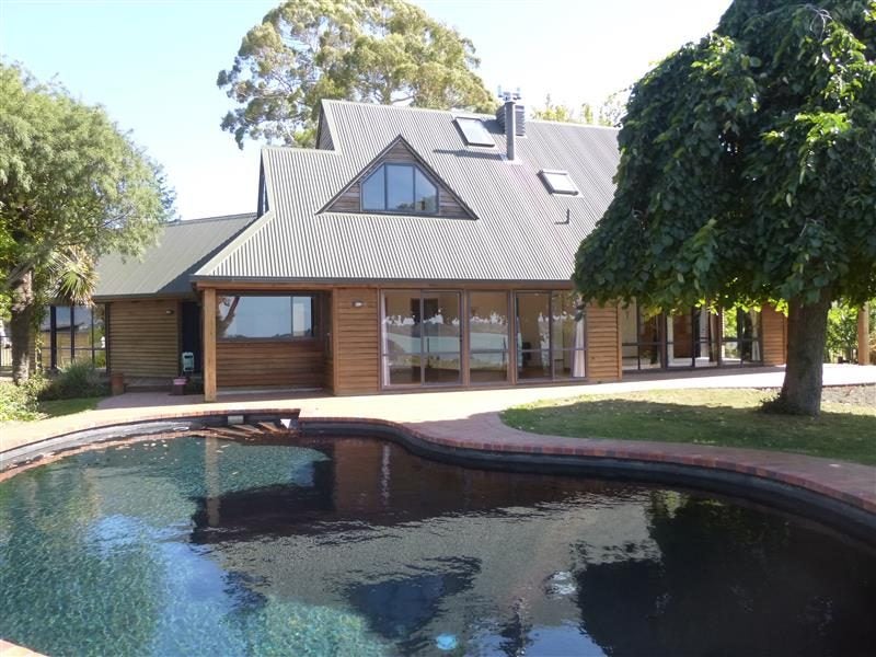53 Hoddy Road, Redwood Valley - Carousel 1