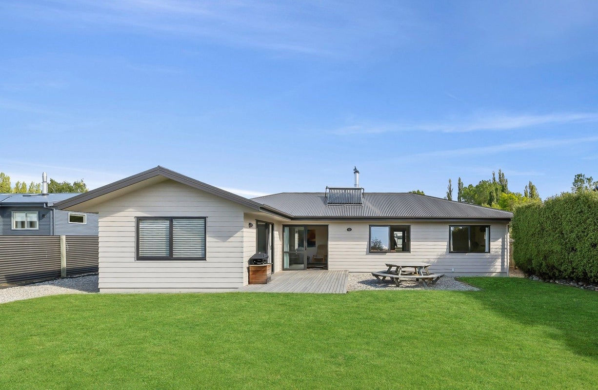 21 Bernard Road, Albert Town, Wanaka - Carousel 2