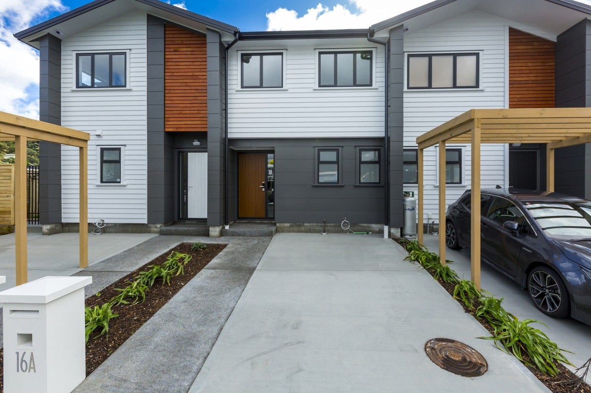 16A Bowers Street, Stokes Valley, Lower Hutt - Carousel 2
