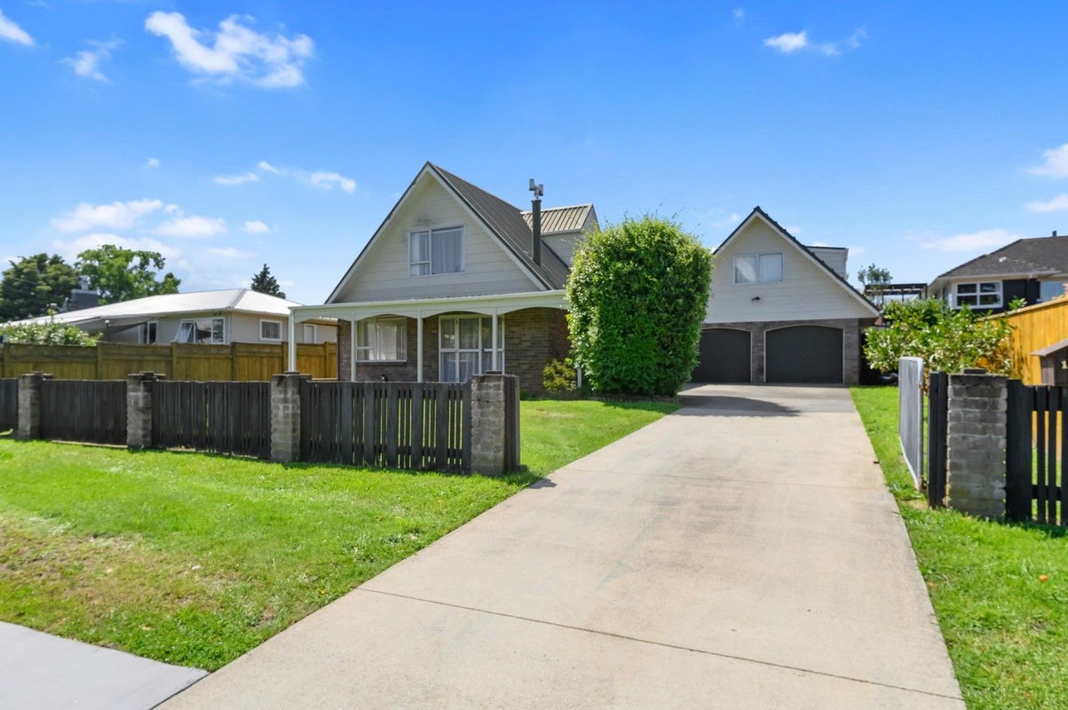 19 Larcy Road, Lynmore, Rotorua - Carousel 1